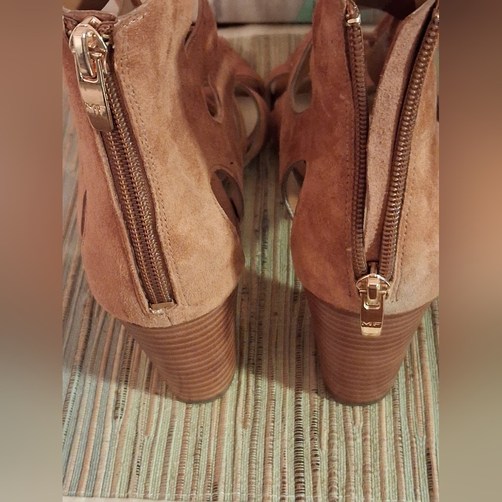 NOT FOR SALE Sandals - Picture 6 of 8